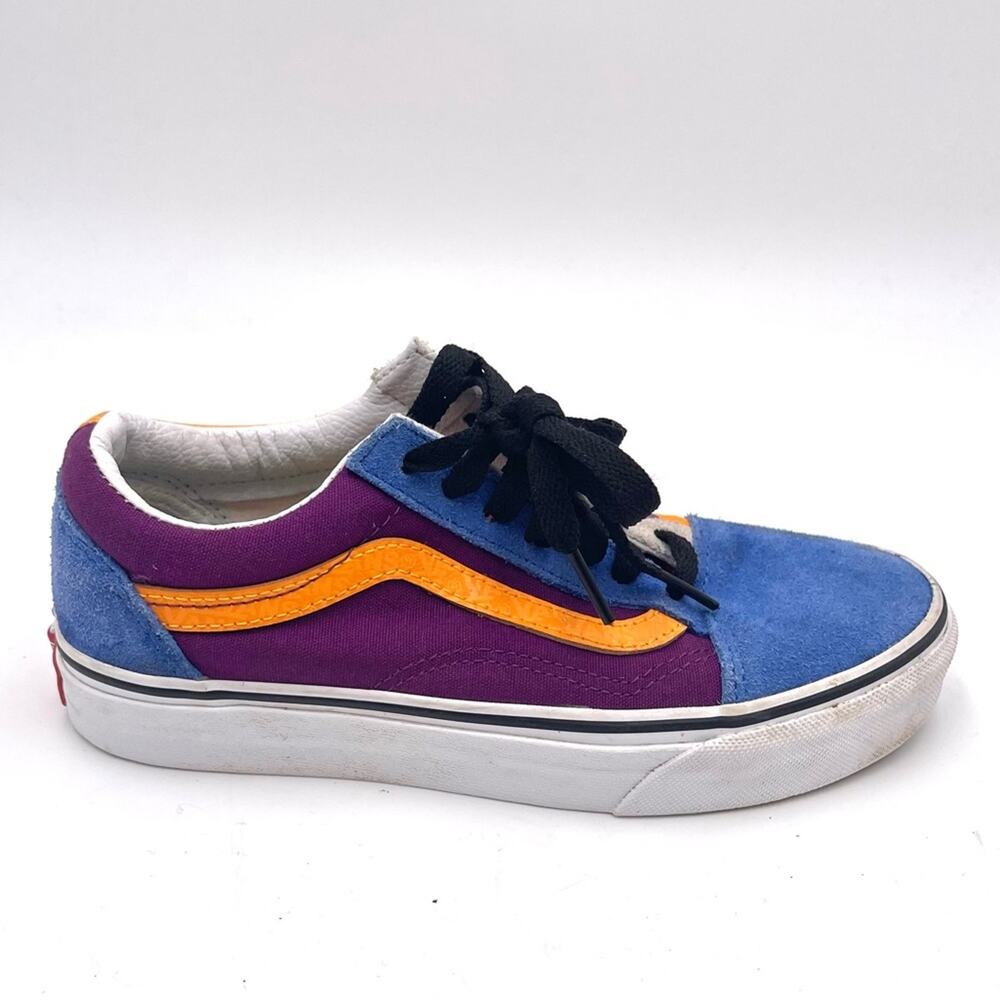 VANS skateboarding shoes size 4 men's size 5.5 women's